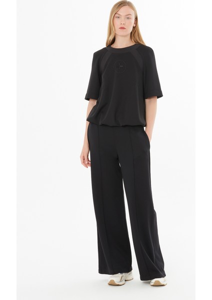 Nakış Detaylı Alttan Büzgülü Bluz