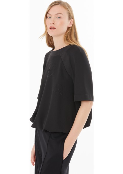 Nakış Detaylı Alttan Büzgülü Bluz modelleri