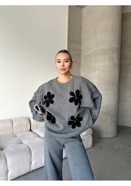 Dört Yonca Desenli Alt Üst Triko Takım modelleri