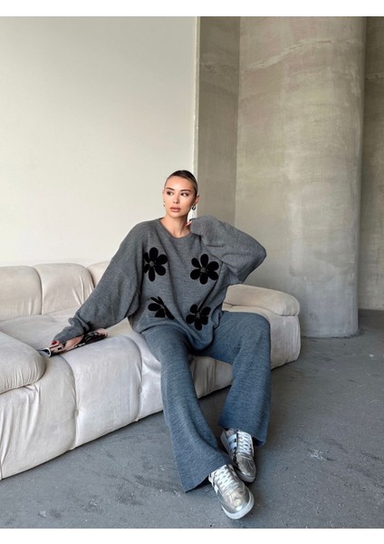 Dört Yonca Desenli Alt Üst Triko Takım fırsatları