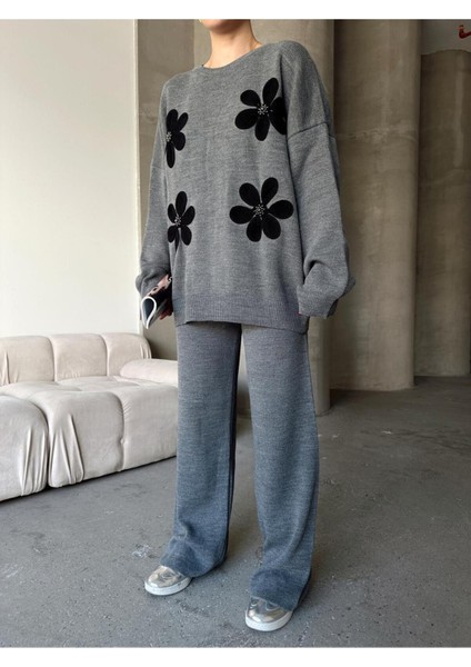 Dört Yonca Desenli Alt Üst Triko Takım