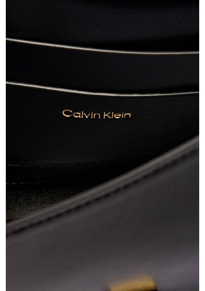 Logolu Zincir Askılı Çanta LV04F3171GYIH Bayan Çanta LV04F3171G Yıh