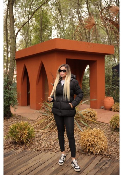 Kadın Kapüşonlu Belden Lastik Detaylı Dolumlu Şişme Mont fırsatları