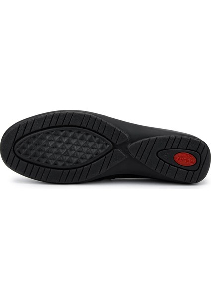 Kadın Hakiki Deri Siyah Comfort Ayakkabı 611 E1717-33 Bn Ayk SK25-26 Black/grıgıo modelleri