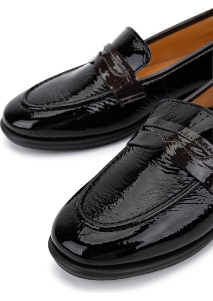 Kadın Hakiki Deri Siyah Comfort Ayakkabı 611 E1717-33 Bn Ayk SK25-26 Black/grıgıo fırsatları