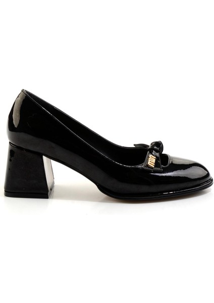 Siyah Kadın Klasik Topuklu Ayakkabı K01231467598