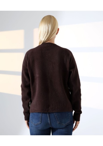 Çiçek Düğmeli Yumuşak Dokulu Triko Hırka indirimleri