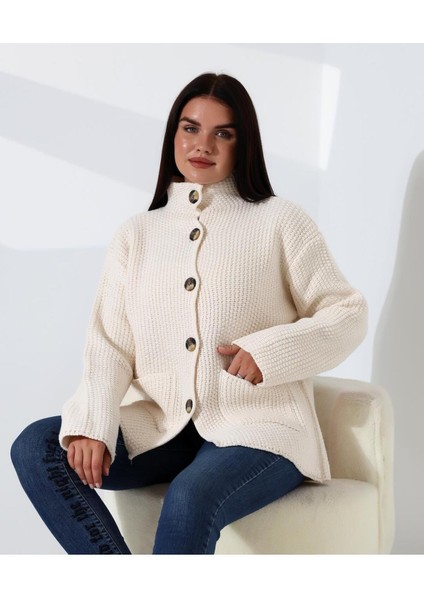 Göz Alıcı Sadelik Düğmeli Triko Hırka modelleri