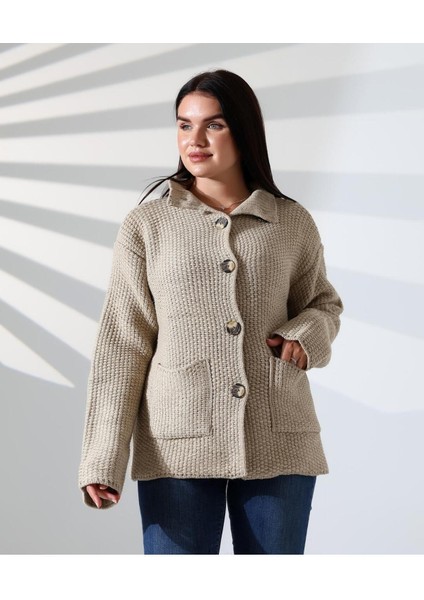 Göz Alıcı Sadelik Düğmeli Triko Hırka
