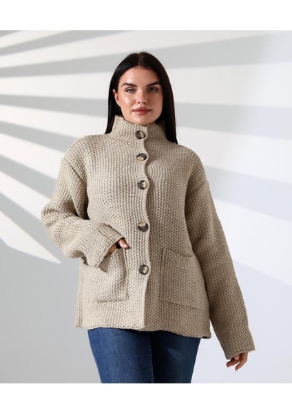 Göz Alıcı Sadelik Düğmeli Triko Hırka fiyatları