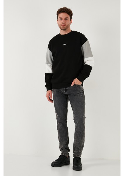 Pamuklu Relaxed Fit Bisiklet Yaka Şardonlu Renk Bloklu Sweat Erkek Sweat 5905298T fiyatları