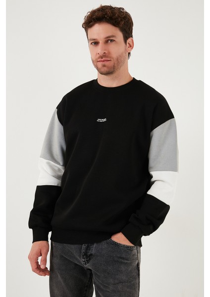 Pamuklu Relaxed Fit Bisiklet Yaka Şardonlu Renk Bloklu Sweat Erkek Sweat 5905298T indirimleri