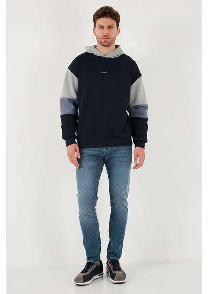 Pamuklu Relaxed Fit Kapüşonlu Içi Tüylü Yumuşak Şardonlu Sweat Erkek Sweat 5905299 fiyatları