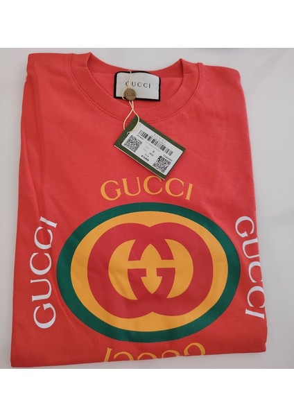 Göğüs Baskılı T-Shirt
