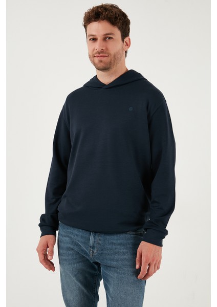 Relaxed Fit Kapüşonlu Yumuşak Dokulu Sweat Erkek Sweat 5901063 indirimleri