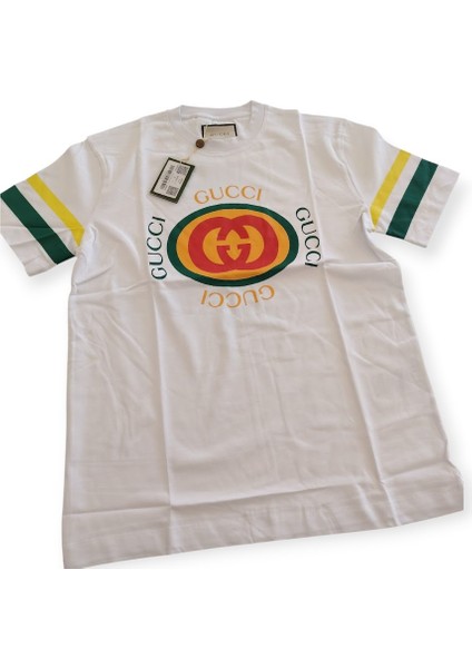 Göğüs Baskılı T-Shirt