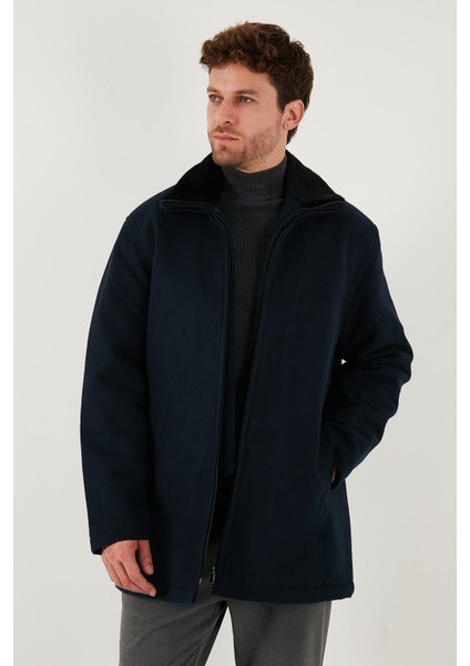 Slim Fit Çıkarılabilir Tüylü Yaka Detaylı Astarlı Kaşe Kaban Erkek Kaban 58400217