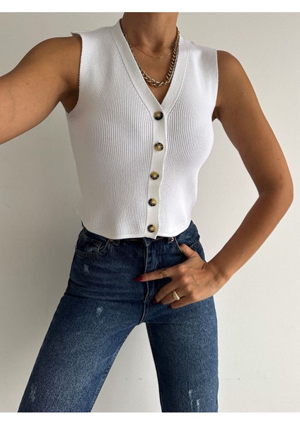 Kadın Düğmeli Triko Yelek fırsatları