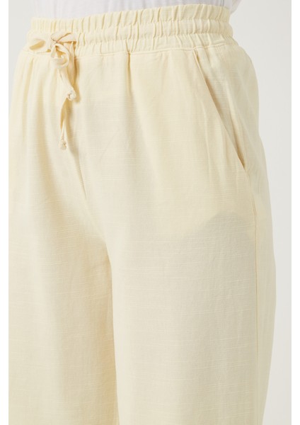 Pamuklu Relaxed Fit Yüksek Bel Geniş Paça Pantolon Bayan Pantolon 668YP5275 indirimleri