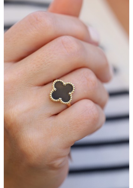 14 Ayar Altın Siyah Taş Detaylı Yonca Yüzük fırsatları