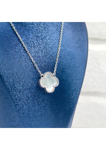 925 Ayar Gümüş Ay Taşlı Yonca Modeli Lüks Kadın Kolye