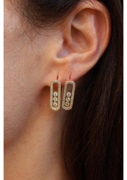 14 Ayar Altın Üç Taş Detaylı Tasarım Küpe indirimleri