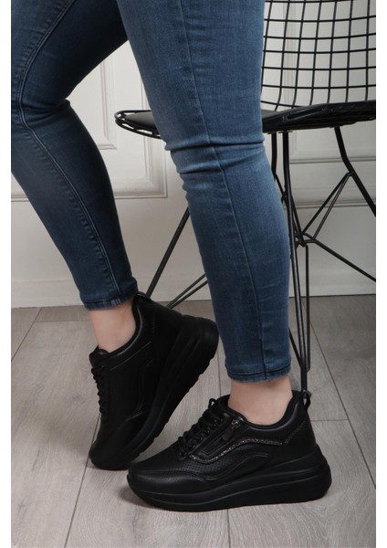 207 Siyah Kadın Spor Sneaker fiyatları