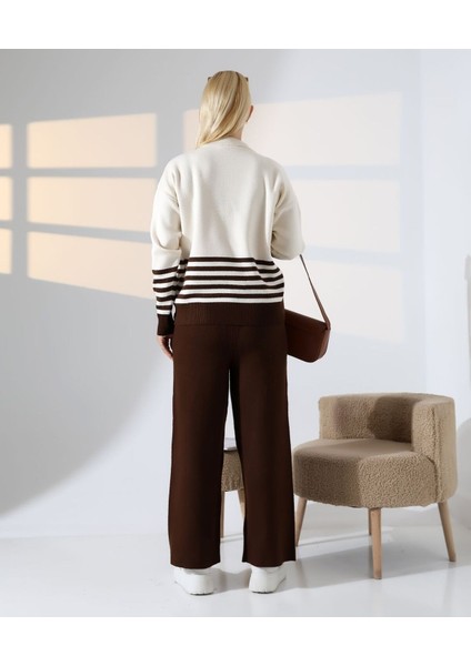 Asil Çizgili ve Düz Renk Triko Takım fırsatları