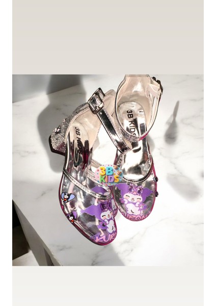 Kuromi Elbise Işıklı Kuromi Topuklu Ayakkabı Seti(Ayakkabı Numarasını Mesaj Atınız 26-30 Arasıdır) fırsatları