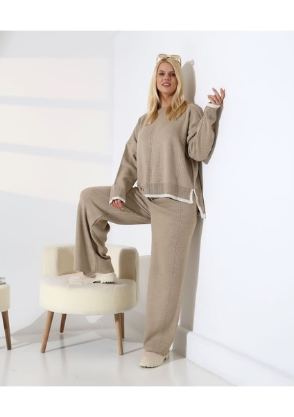 Modern Dokunuş Çizgi Detay Triko Takım fiyatları