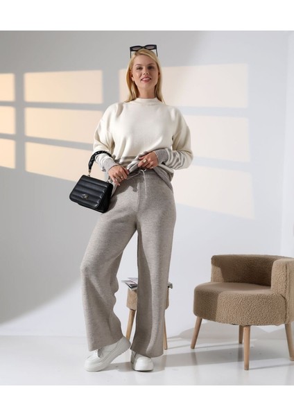 Asil Çizgili ve Düz Renk Triko Takım