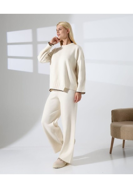 Şehir Konforu Oversize Triko Takım fırsatları