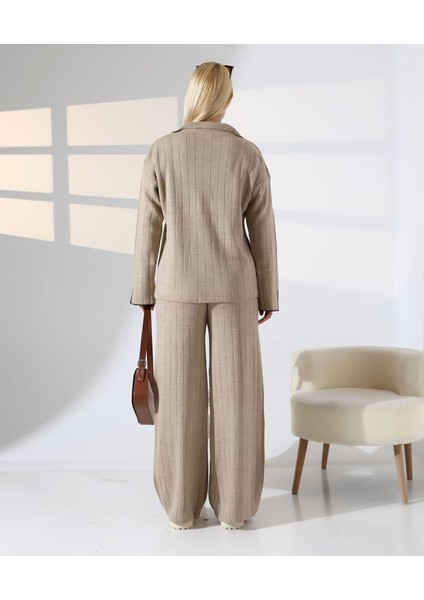 Kol ve Yaka Detay Fitilli Triko Takım indirimleri