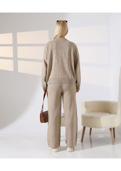 Günlük Stil Triko Takım indirimleri