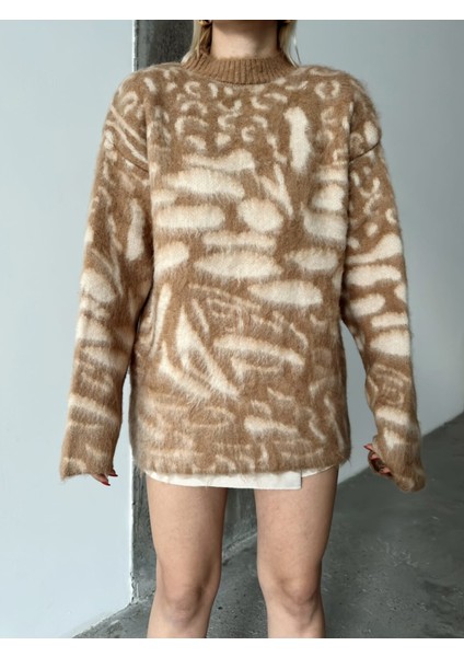 Zebra Desenli Şık Triko Kazak