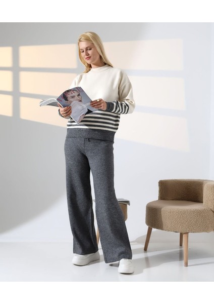 Asil Çizgili ve Düz Renk Triko Takım