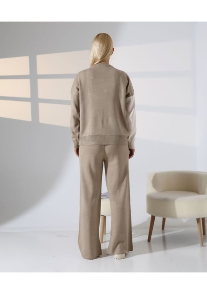 Renk Bloklu Triko Takım indirimleri