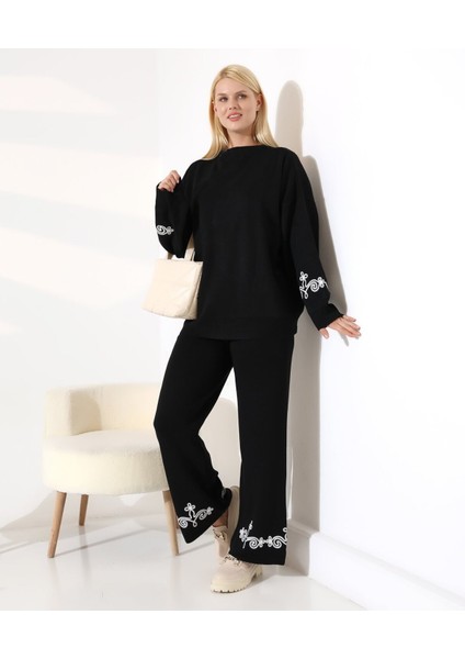 Nakış Detaylı Dokuma Triko Takım fiyatları