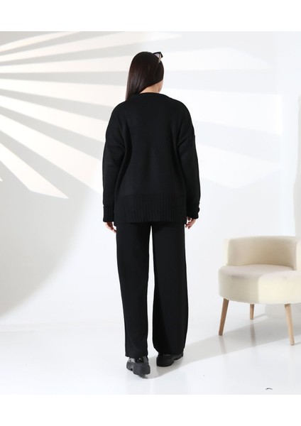Rahat Kalıp Kol Detaylı Triko Takım indirimleri