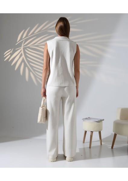 Parlak Düğmeli Şık Yelekli Triko Takım indirimleri