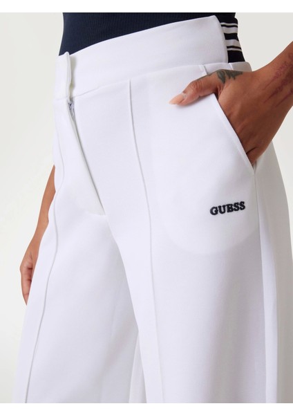 Amaryllis Kadın Beyaz Aktif Regular Fit Eşofman Altı V5GB02KCYF2-G011 fırsatları