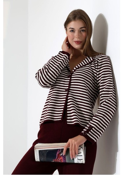 Çizgili Polo Yaka Kadın Triko Takım fırsatları