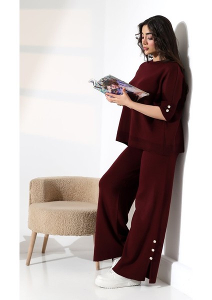 Zarif Dokunuş Düğme Detaylı Triko Takım fiyatları