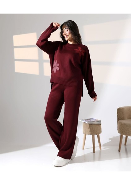 Işleme Detaylı Casual Triko Takım