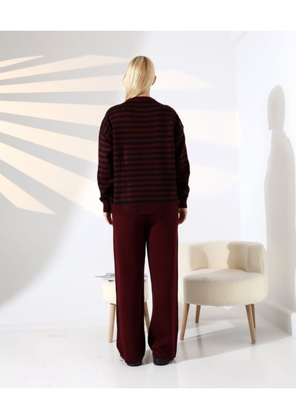 Cep Detaylı Çizgili Triko Takım indirimleri