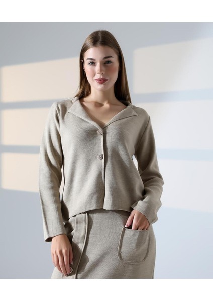 Düğme Detaylı Şık Etekli Triko Takım fırsatları