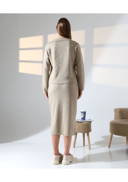 Düğme Detaylı Şık Etekli Triko Takım indirimleri
