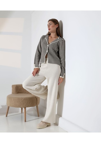 Çizgili Polo Yaka Kadın Triko Takım fiyatları