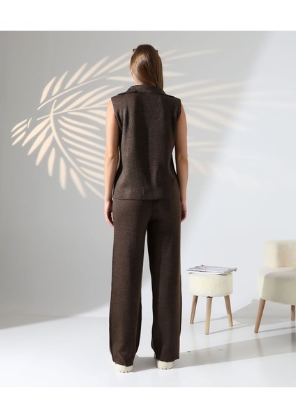 Parlak Düğmeli Şık Yelekli Triko Takım indirimleri