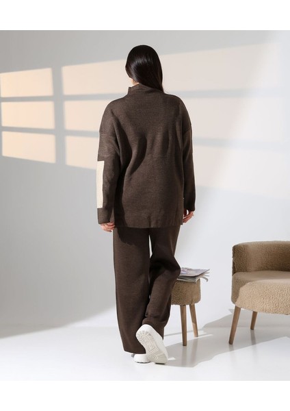 Sportif Şerit Detaylı Triko Takım indirimleri